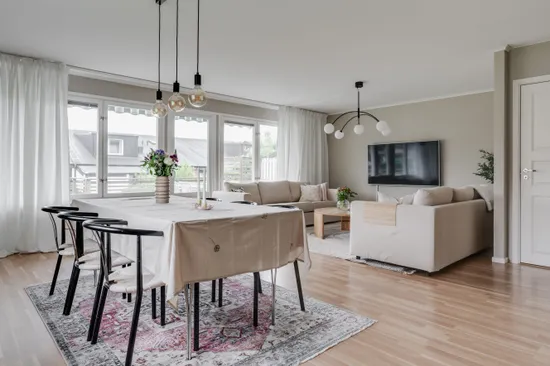 Villa, Radhus, Mikrogatan 55, Boda, Borås