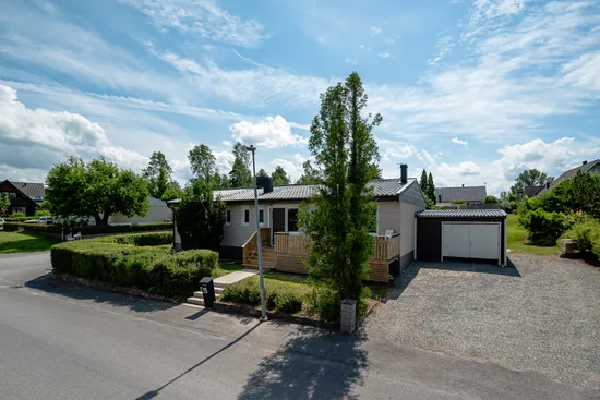 Villa, Korsbacksvägen 15, Björnlunda tätort, Gnesta