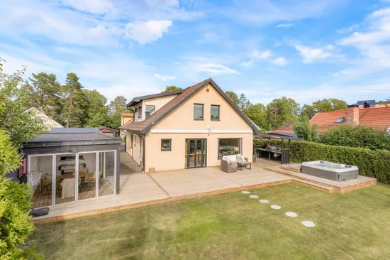 Villa, Stålringen 16, Kallhäll, Järfälla