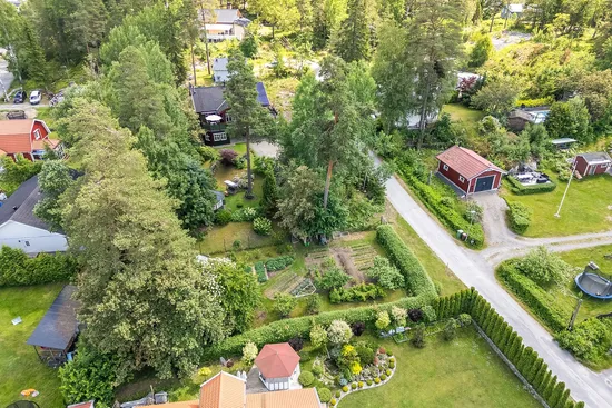 Villa, Riddarvägen 6, Botkyrka