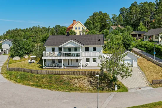Villa, Solvägen 12, Folkparksområdet, Upplands Väsby