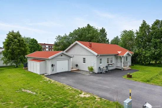 Villa, Södra Kyrkogårdsgatan 4, Centrum, Kalix