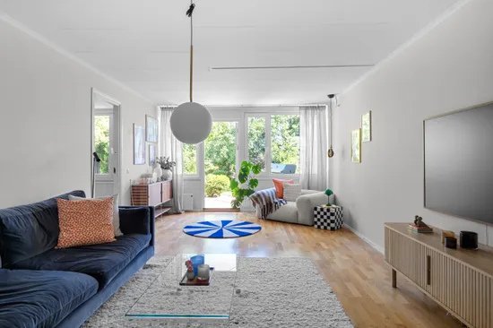 Villa, Radhus, Musserongången 176, Krusboda, Tyresö