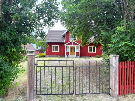 Gård/Skog, Moshultamåla 126