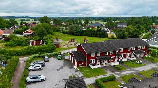 Bostadsrätt, Radhus, Lundbobergsvägen 68, Tortuna, Västerås