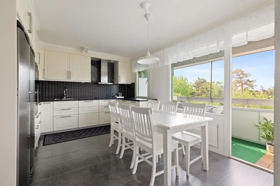 Bostadsrätt, Lötsjövägen 67, Hallonbergen, Sundbyberg