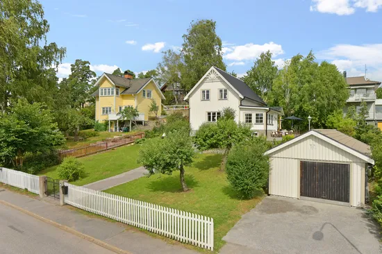 Villa, Carl Barks Väg 23, Bromsten, Stockholm