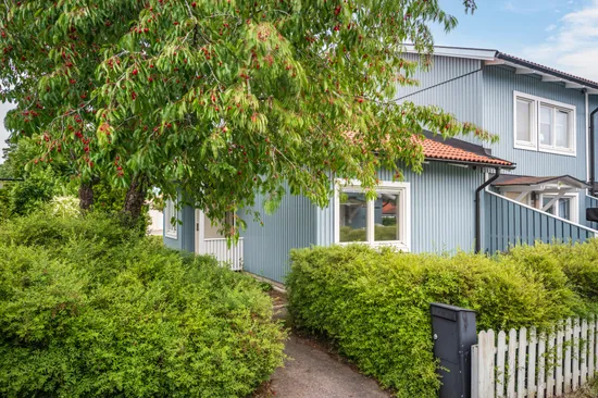 Villa, Radhus, Runöbacken 57, Runö backe, Österåker