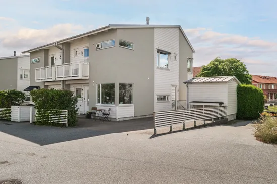 Radhus, Långskeppsvägen 10, Skälby, Järfälla