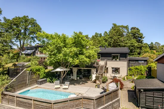 Villa, Kårlings hage 7, Slottsbrinken, Strängnäs