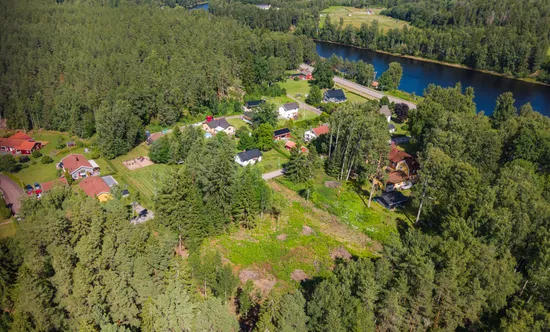Tomt, Öjenäs 1:299, Dyvelsten, Forshaga
