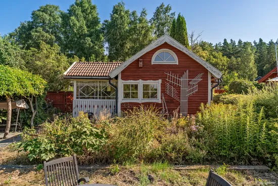 Fritidshus, Ärtvägen 38, Aspvik kolonistugeområde, Upplands-Bro