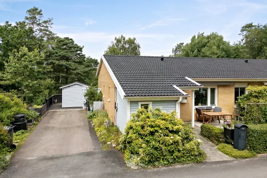 Radhus, Gräsmånadsgatan 38, Kortedala, Göteborg