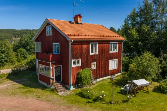 Villa, Väsavägen 15 & 14, Väsa, Älvdalen