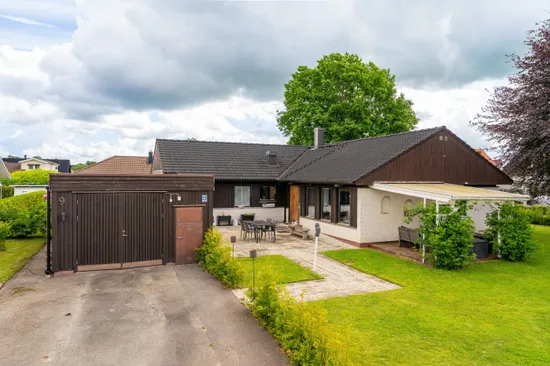 Villa, Skylgatan 9, Majåker, Lidköping