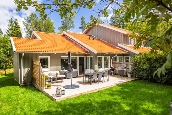 Radhus, Brovallsvägen 64, Rydbo, Österåker