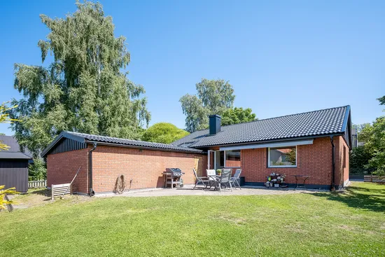 Villa, Kanalvägen 12, Haninge