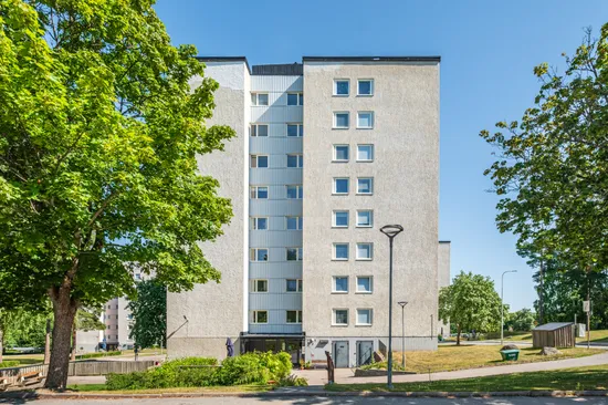 Bostadsrätt, Holmvägen 2, Centrala Väsby, Upplands Väsby