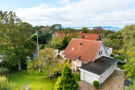 Villa, Malvägen 6, Vejbystrand, Ängelholm