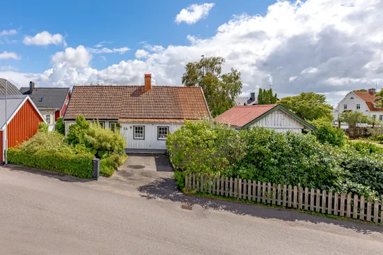 Villa, Toffelgatan 24, Laholm