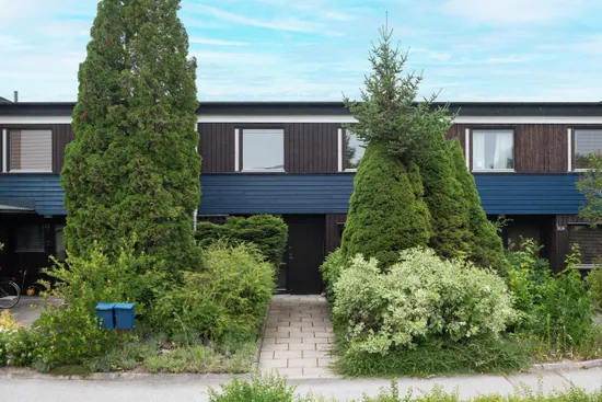 Radhus, Rågetsvägen 11, Önsta Gryta, Västerås