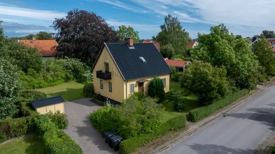 Villa, Rosenvägen 13, Blomsterkvarteren, Laholm