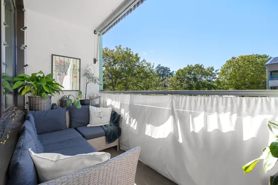 Bostadsrätt, Njupkärrsvägen 48, Tyresö Centrum/Bergfoten, Tyresö