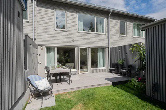 Radhus, Lillgårdsgränd 6, Snättringe, Huddinge