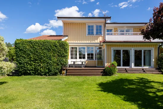Radhus, Vegagatan 13B, Vega, Västerås