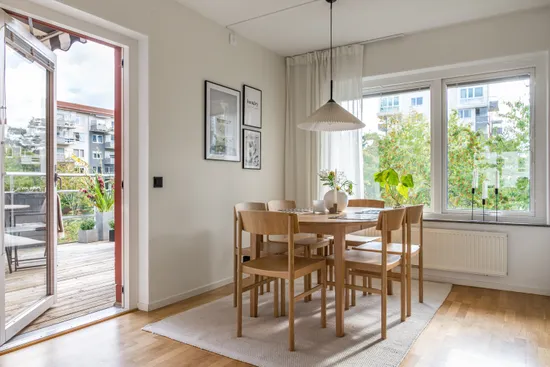 Bostadsrätt, Axel Wennergrens väg 16, Tyresö Centrum, Tyresö