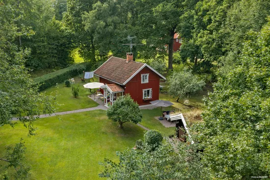 Villa, Skatteby 233, Asker, Örebro