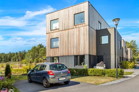 Bostadsrätt, Jordgubbsvägen 22C, Källtorp, Västerås