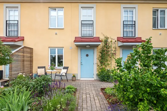 Radhus, Målarprinsens väg 35, Tyresö strand, Tyresö