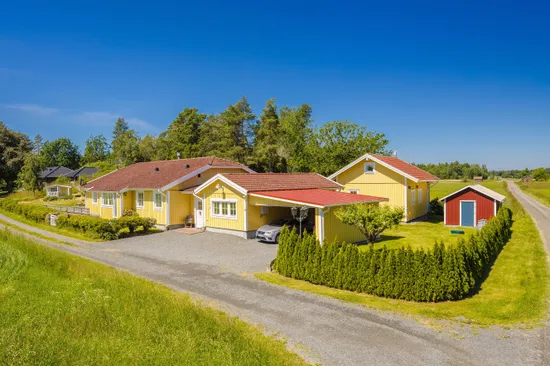 Villa, Rackeby Enebacken 1, Rackeby, Lidköping