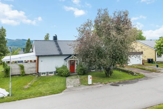 Villa, Röklandsvägen 21, Sundsvall