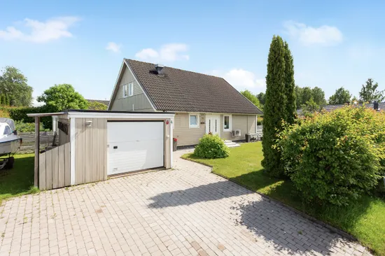 Villa, Hugins väg 4, Runnevål, Kil