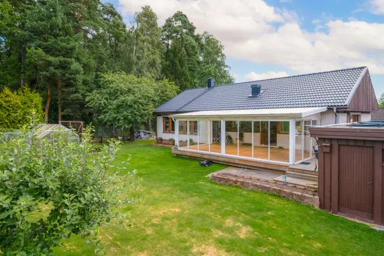 Villa, Svarvarvägen 22, Stigtomta, Nyköping