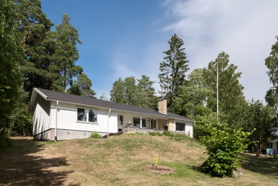 Villa, Skogsvägen 42, Bålsta Krägga, Håbo