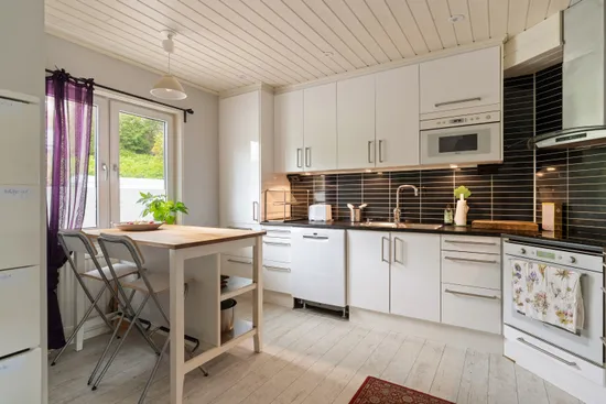Radhus, Barrstigen 6, Bleket, Uddevalla