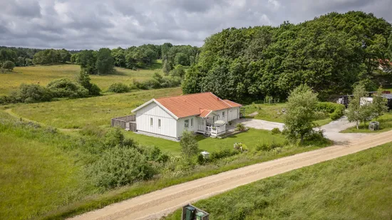 Villa, Morlanda-Gunneröd 823, Morlanda-Gunneröd, Orust