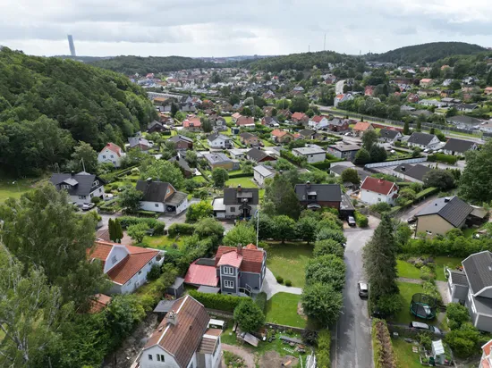 Villa, Bjurslättsliden 9, Centrala Hisingen Kärrdalen, Göteborg