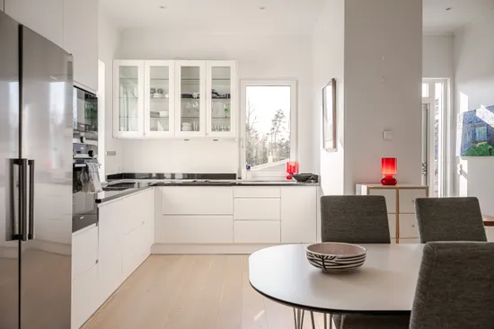 Bostadsrätt, Enbackavägen 3F, Högmora, Huddinge