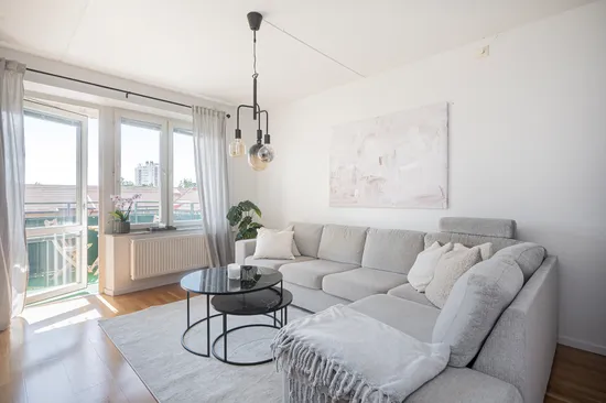 Bostadsrätt, Rådstuguvägen 5, 4tr, Centrala Huddinge, Huddinge
