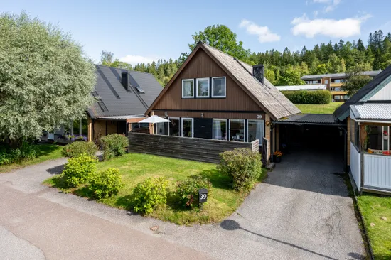 Radhus, Flöjtgatan 39, Gånsvik, Härnösand