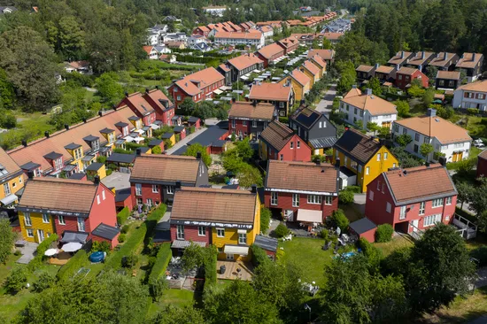 Radhus, Petunievägen 5B, Tullinge Trädgårdsstad, Botkyrka