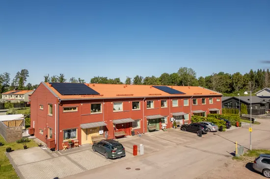 Radhus, Fåfänganvägen 5, Gäddeholm, Västerås