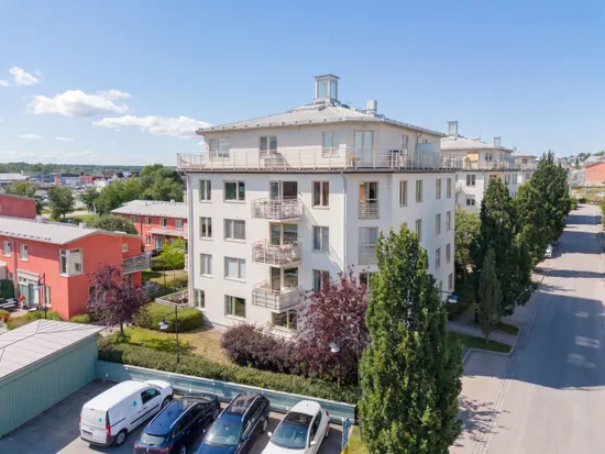 Bostadsrätt, Österskärsvägen 8, Centrala Åkersberga, Österåker