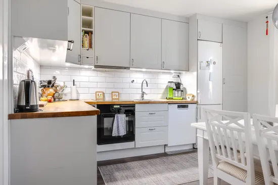 Radhus, Östgötagatan 8D, Brinken, Motala