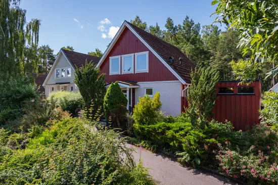 Villa, Örtugsgatan 77, Kättsätter, Norrköping