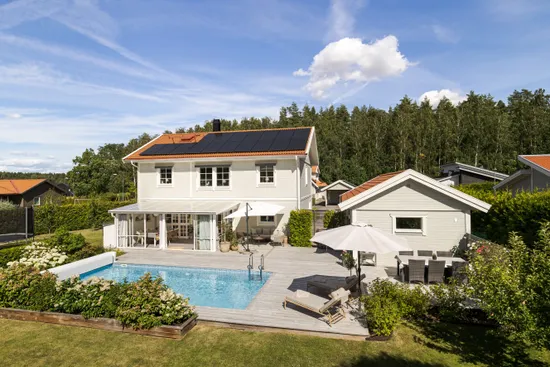 Villa, Lövsångarevägen 2, Linköping